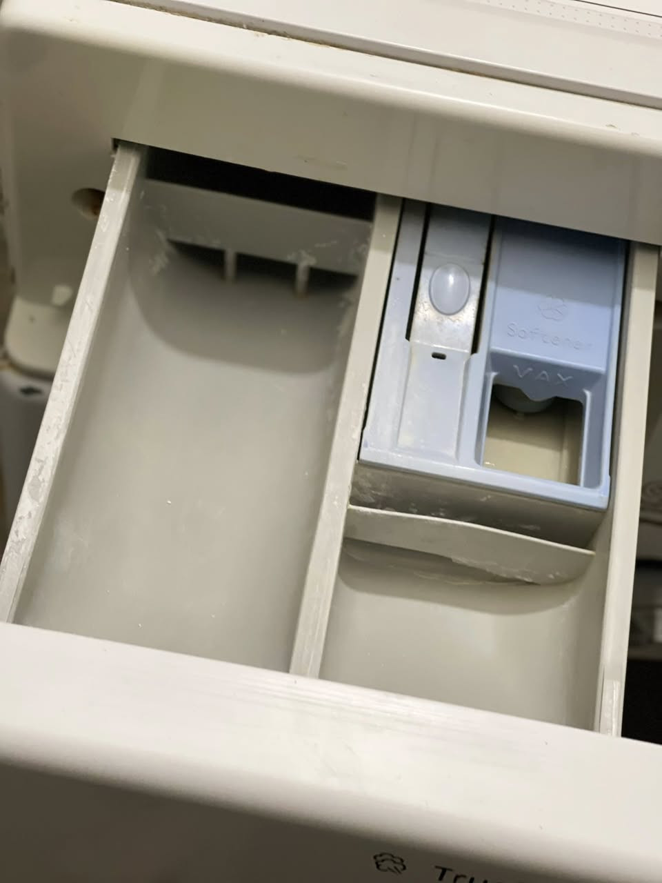 زۆر تازەو بی عەیبە تەنها ئەو لاستیکەی کەمیک دراوە نرخی ١٢٠ معامەلە ناو نیشان سلێمانی


**إذا كنت صاحب هذا الإعلان وتريد حذفه لأي سبب، رجاءا أرسل رسالة إلى الدعم الفني**