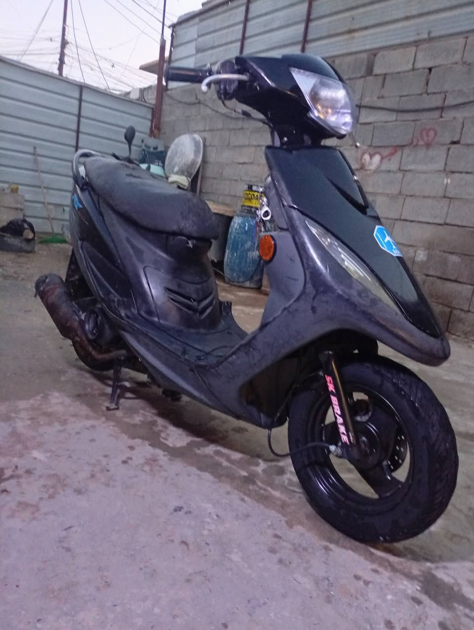 سلام عليكم دراجه ماكس عدله للبيع دراجه بلاديه برغي ما مفتوح بيه بلاديه السعر 700وبيه مجال العنوان بغداد الشهدء العبيدي الاستفسار ***********
