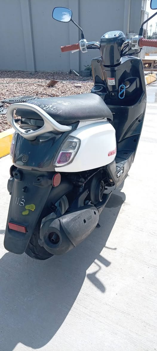 للبيع مسطرة حديث (((رمبة)))( تبريد كلجات) (دبل رياضي اصل) السعر ١٢٥٠ رقم للتواصل متوفر واتس اب *********** المكان طويريج، تعجبك اتصل ماارد ع التعليقات.
