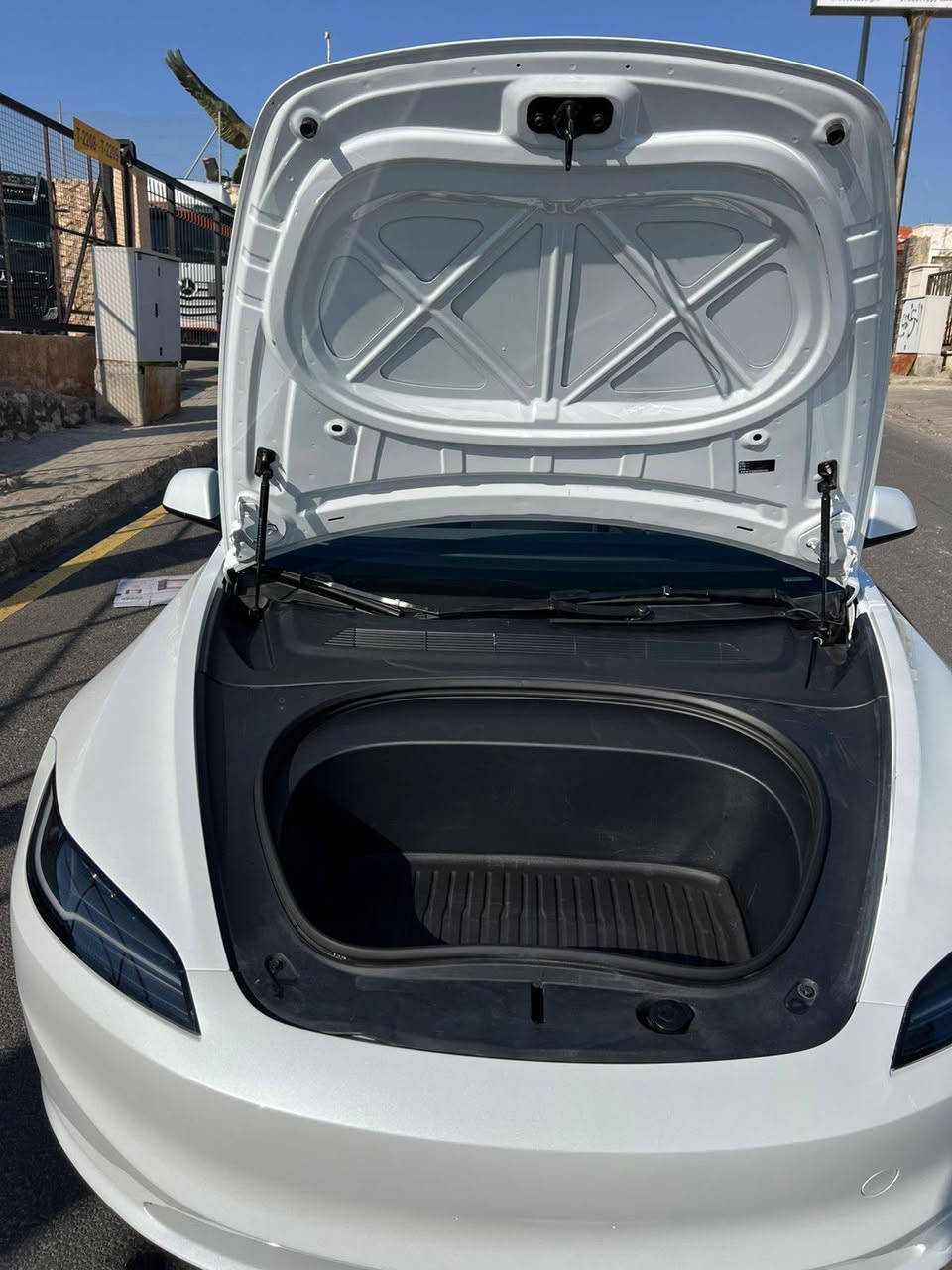 للبيع  Tesla Model 3 Highland premium  2025
سنكل ماطور

 لونك رنج 

ويل ١٩ مميز

لون ابيض صدفي

رقم اربيل جديد

هزة جديد

سنوية باسمي 

ماشية 10000

سيارة جديدة 

السعر 238 $

للاستفار ***********
