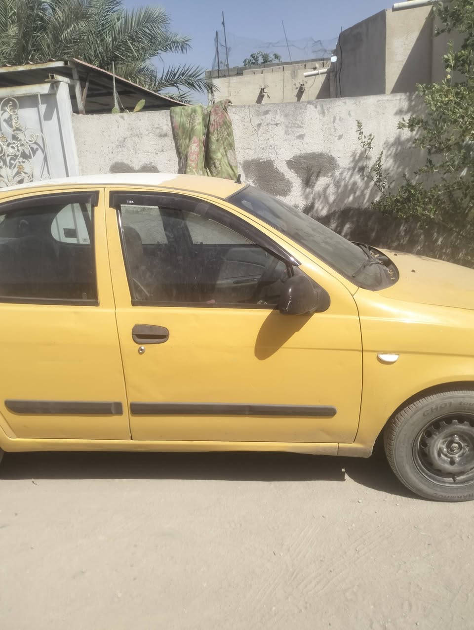 طيبه البيع موديل 15 محرك كايم يعني عوسه محرك ما تمشي سياره اكفلك كير ولباغي شوف العين تجي شوفه وبيك خير ودلل سعر 25 ورغه     وبخدمت شراي هاذ  رغمي 
***********
