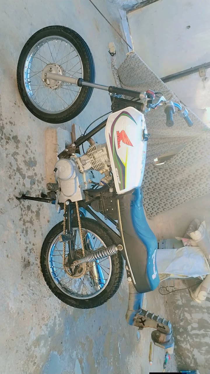 سلام وعليكم دراجة بـ 200فقط اتصال ‪***********‬‏
