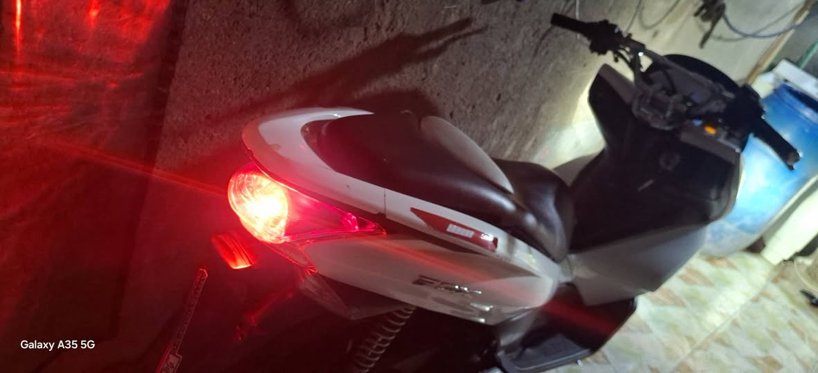 سلام عليكم  كفاله عامه مستعجل على بيعتهاا سعر1200
***********

