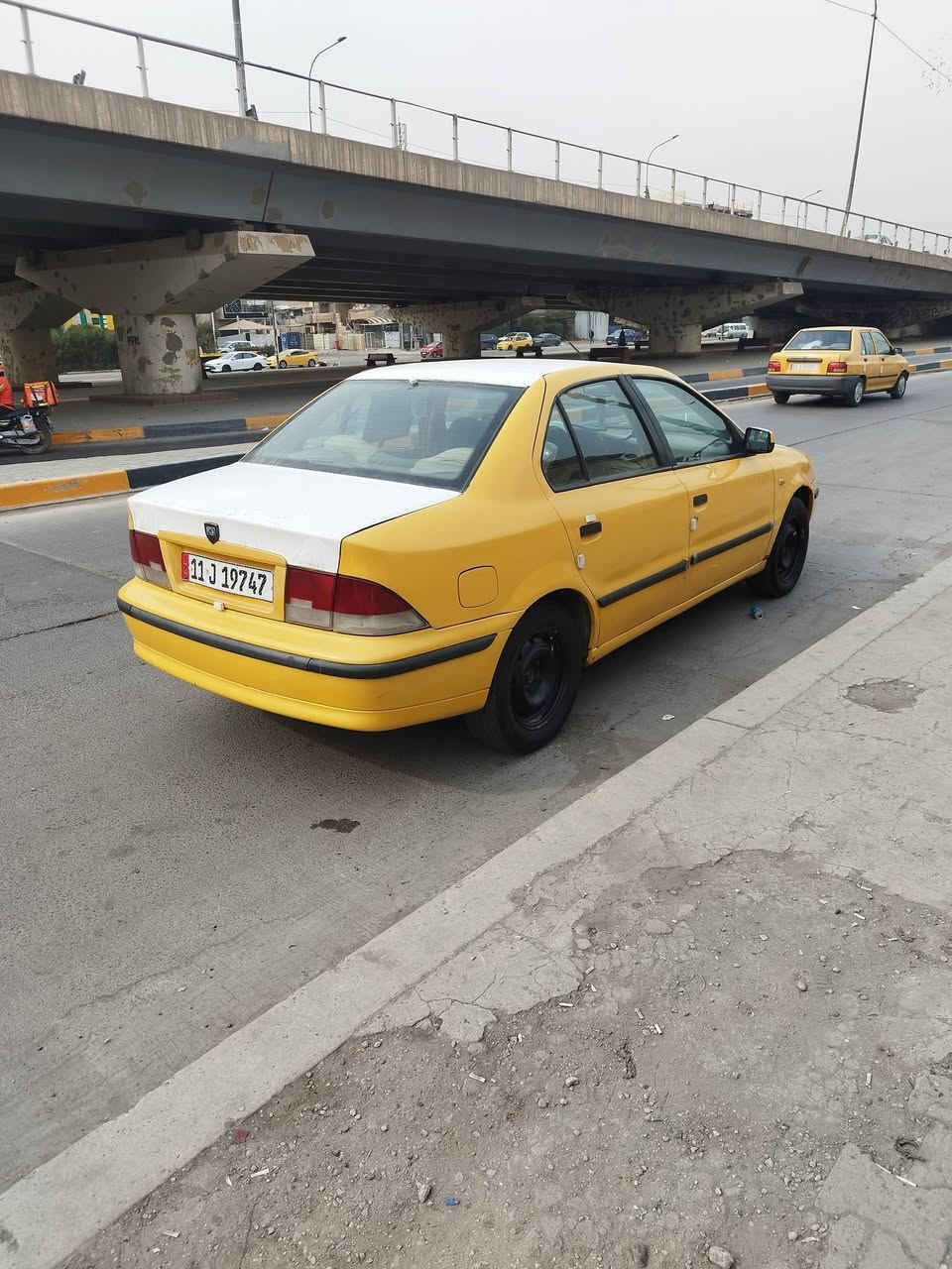 سلام عليكم سمند موديل 10 نضيفه كلش ناقصه بس كور سعر 35 مكان بغداد ***********
