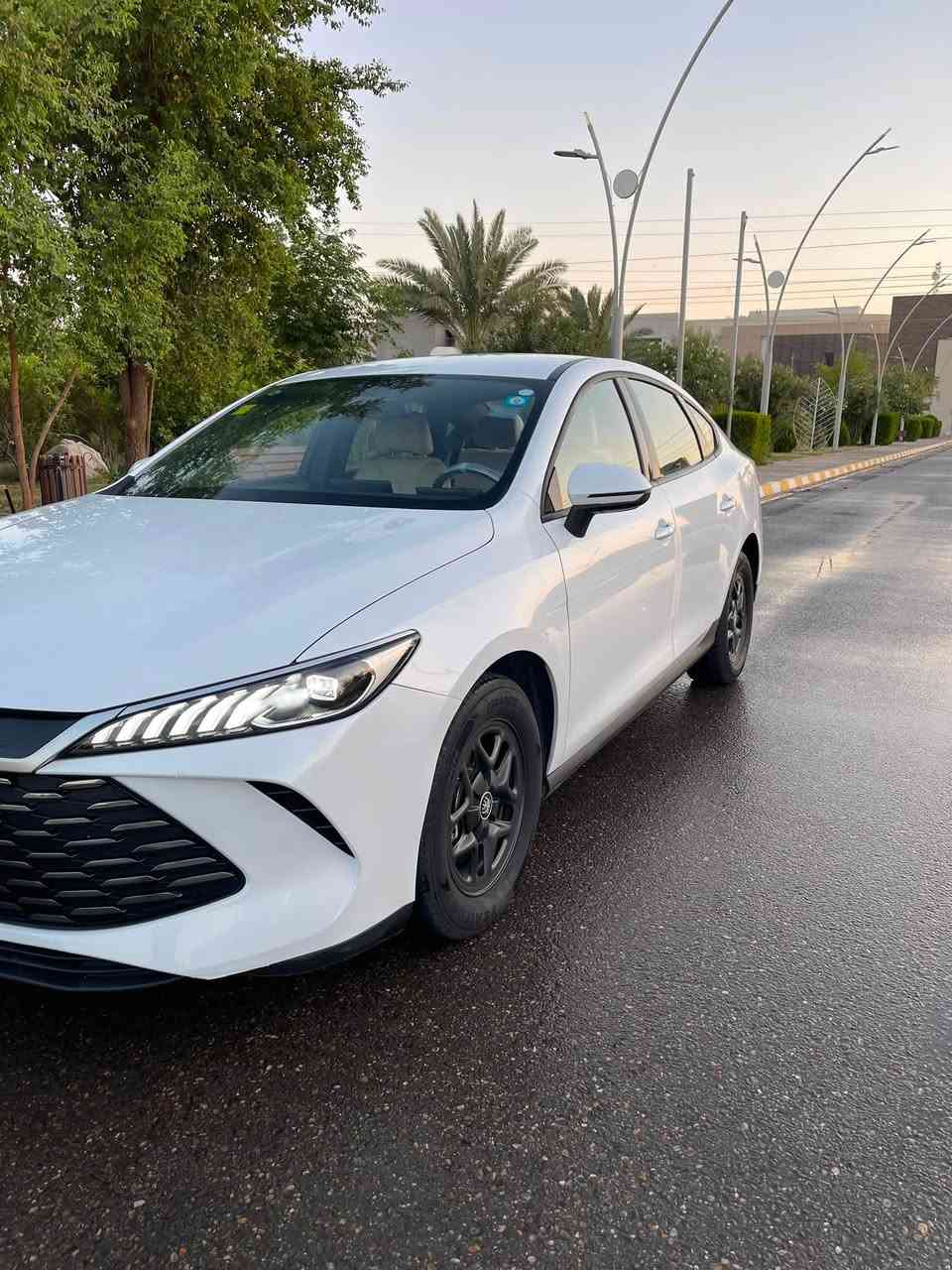 السلام عليكم  بي واي  دي كن بلاص هايبرد 2025 كفاله عامه رقم صلاح الدين دولي باسمي شرط التحويل معروفه مواصفات سعر مناسب 118 وبيها مجال 
مكان السياره تكريت 
***********
