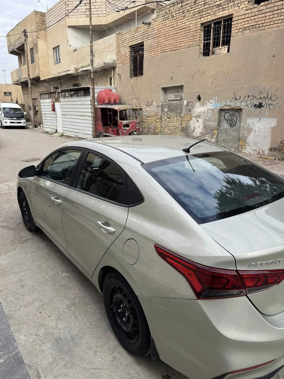 السلام عليكم اكسنت 2020 وارد امريكي حادثها بسيط بدون تبدل صبغ فقط السعر 115 وهذا رقمي ***********

