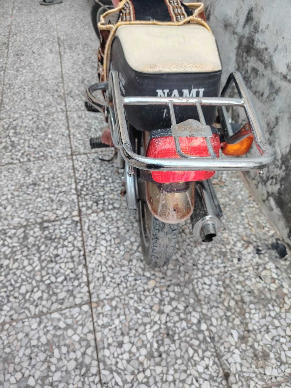 السلام عليكم دراجة تايكرللبيع مديل 18اوراق كاملة اسكنرمكاتبت مكتب محرك مفتوح شرط لاتنقيص ولاتبخير
السعر 400اوبيهة مجال بصيط المكان نجف حي الجزيرة 
شراي تعال خاص ابو300لتعلق


**إذا كنت صاحب هذا الإعلان وتريد حذفه لأي سبب، رجاءا أرسل رسالة إلى الدعم الفني**