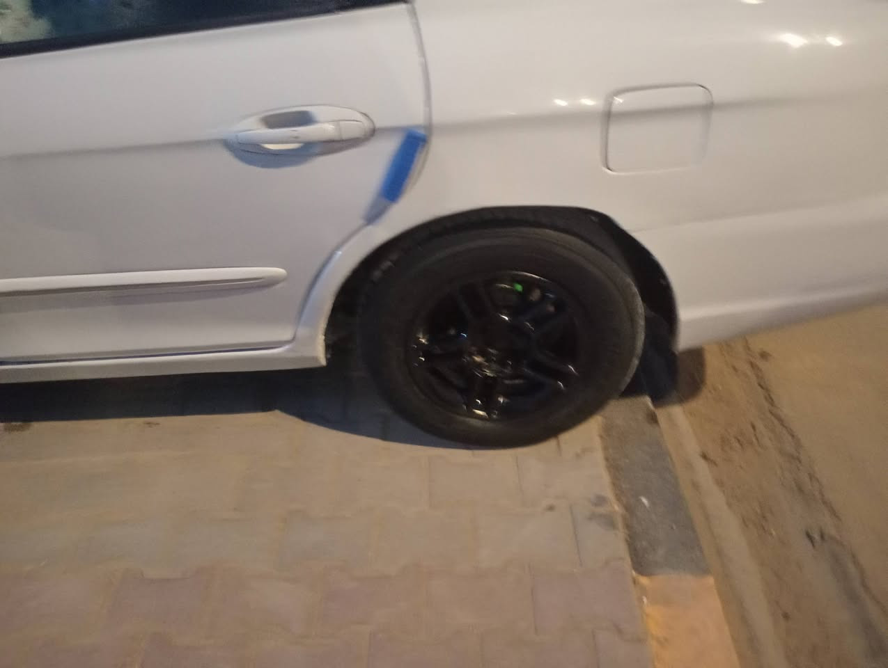 سلام عليكم سوناتا منغولي 2001سياره مكفوله من ضربه محرك وكير كرونا نفخ السياره كهربائيات كلها شغله مالت جناي تحويل ثاني يوم العنوان النجف الاشرف شارع المطار الاستفسار ***********السعر 42
