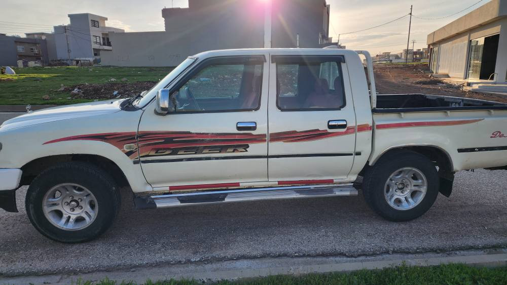 دیر مۆدیل2008منفیس اصلی
هەزە و پاکانەی بۆ کراوە  گێرو مکینە و ئەکسلی بەشەرت بێ دعم و لیدران سحر42مجال شوین ئاکرێ*********** اكر, نينوى
