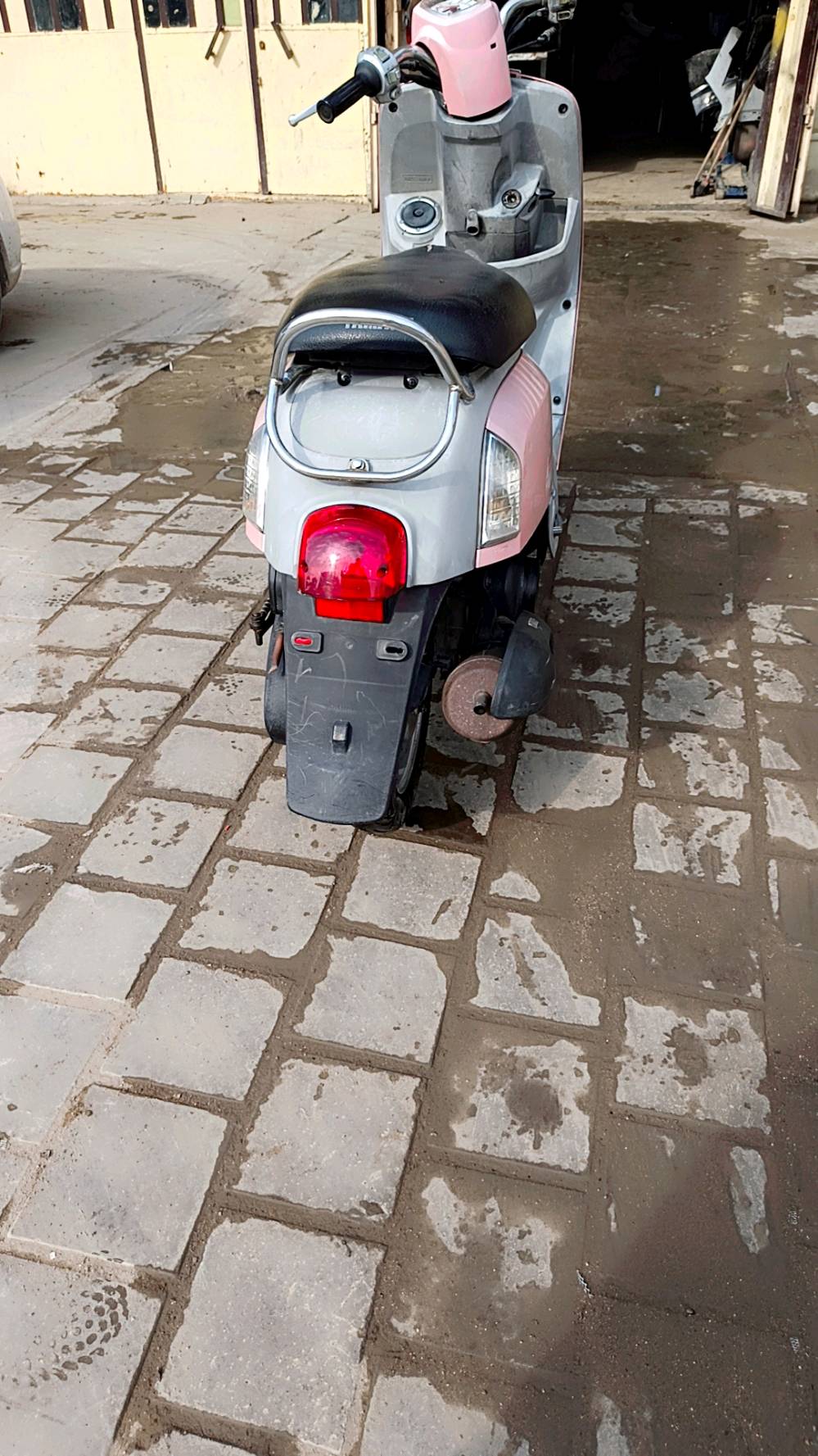 للبيع دراجة بوليس كابريتر نضافة فول مابيهة نقص العنوان بغداد 