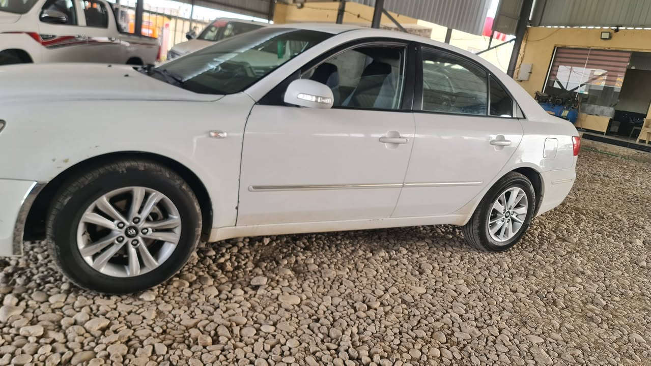 البيع سوناتا موديل 9 كوري رقم سليماني  دولي شرط تحويل محرك 2000 بيه قطعتين سونار موجود المكاني واسط الزبيديه ***********
