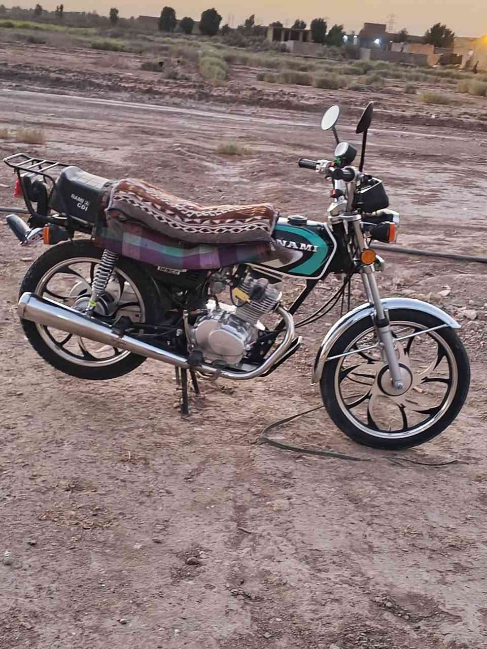 سلام عليكم البيع شاصي ارشه 20 والتعميره شلامجه بشهر الواحد كفاله الدراجه مكينه خرسه شلعه معدل فول نضيفه حيل كهربائيات شغاله جاهزه على اخر حبايه اوراق اصولي جدد حيل السعى900 وبيها مجال المكان واسط الكوت ***********
