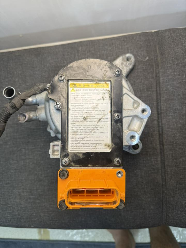 داينمو النترا هايبرد 2025 شغال شرط الضمان هذا يفيد للسياره داينمو مالتها محترك تنقل اغراض هذا الداينمو على الداينمو مال سيارتك القديم المحترك والي يكلك ميصير ينقل جذاب 
السعر قيم واخذ شوف سعره عند الشباب اهل التفصيخ 
اني أبيع تقيم 
اي استفسار ***********
