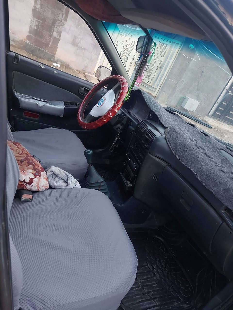 سيفيه ٩٣ محرك وكيري مكفوك  مابيه كل نقص مال جناي تخم تاير صدر نضيف تحول شوكت مدريد سنويه   صاقطه بل ٢٥  رقم صحب سيار  ***********
