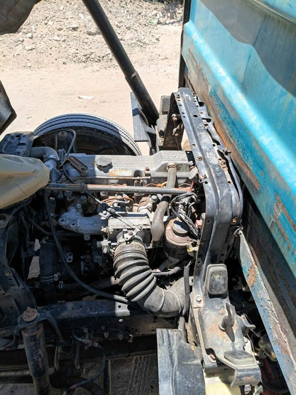 سلام عليكم تيوتا موديل ٩١
رقم ديالى نكليزي بسمنا 

كير مكينة شاصي مكفول 

مكان بغداد المعامل شارع السياحي 

السعر ٧٥  وبيها مجال للاستفسار  ***********
