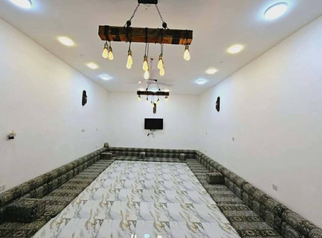 🔶 #بيت_حديث_في_ال36
🔶 #المساحة_305_متر_2023
🔷 #التفاصيل طابق واحد ثلاث غرف نوم
       شارع 20 مقابيل الحولي 
🔷مكتب خالد للعقارات / الحيدرية / شارع المحافظة قرب افران العامل 
☎️ الاتصال :
               ***********
               ***********
