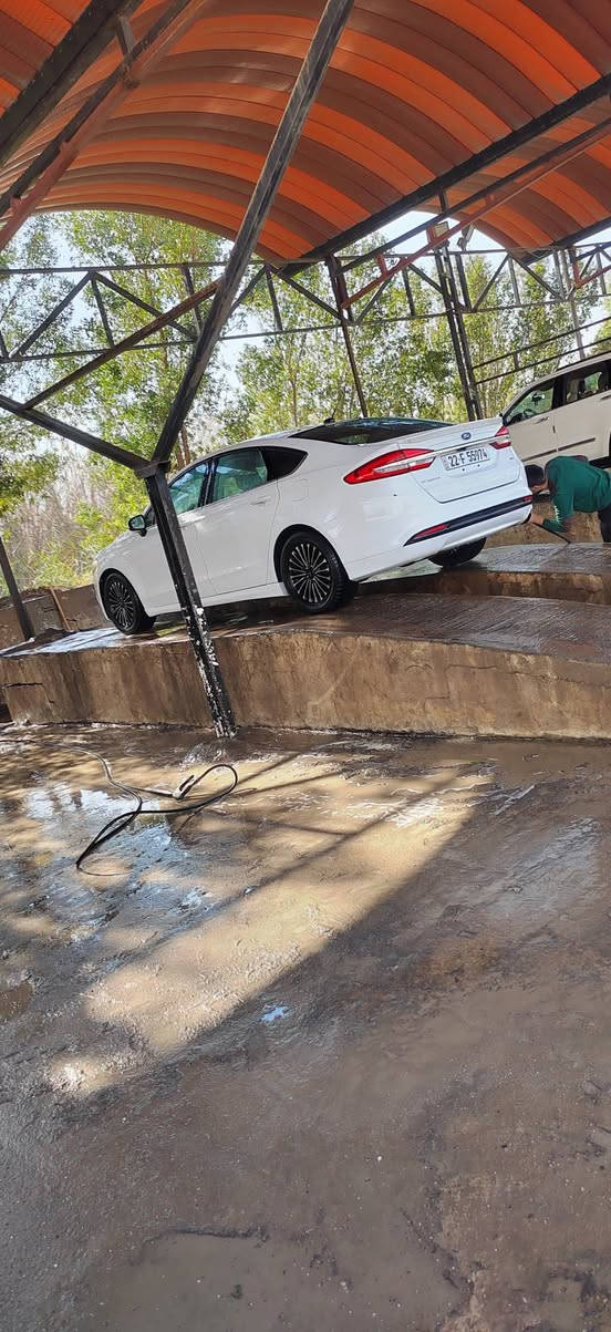 فورد فيوجن 2017 رقم اربيل ماشيه 170
بصمه تبريد خلفي كشن كهرباء. سايد بريك بصمه.. گير ماوس. مكينة 2 ونص .. السيارة كلين فقط صبغ دعاميه. مكفوله كفالة عامه مكانها ديالى 
هـ ***********
