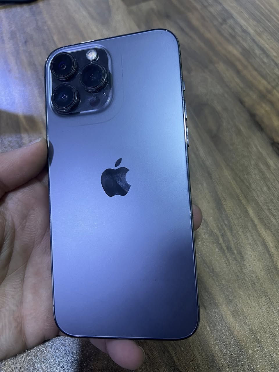 ايفون ١٣ برو ماكس نضافه فول
نورمان ما مفتوح ضد مي ما يعبر هواء
((ذاكره ١٢٨))
((بطاريه٩٥))
نموذج mتك
السعر ٦٣٥ بي مجال حكا جيا 
اتصال***********
واتسب ***********
مكاني موصل ايسر حي وحده
