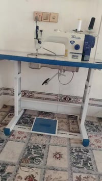 مكينة خياطة • استخدام قليل • القاسم