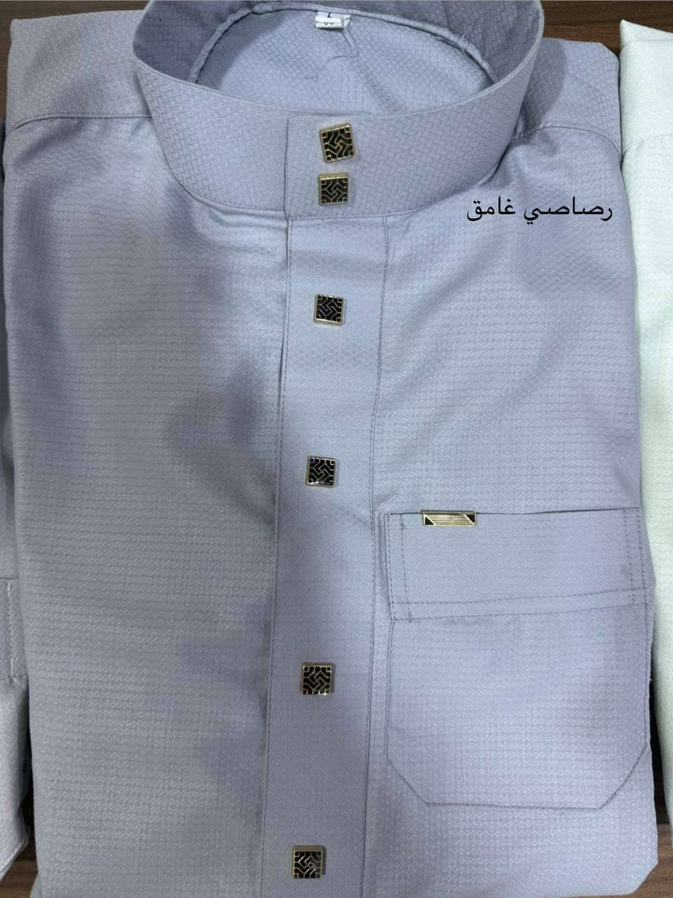 دشداشة خلية نحل كلاسك معدني بزمه. تنزيلات جوه السوك. ب 25 و2 ب 45 الف.


**إذا كنت صاحب هذا الإعلان وتريد حذفه لأي سبب، رجاءا أرسل رسالة إلى الدعم الفني**