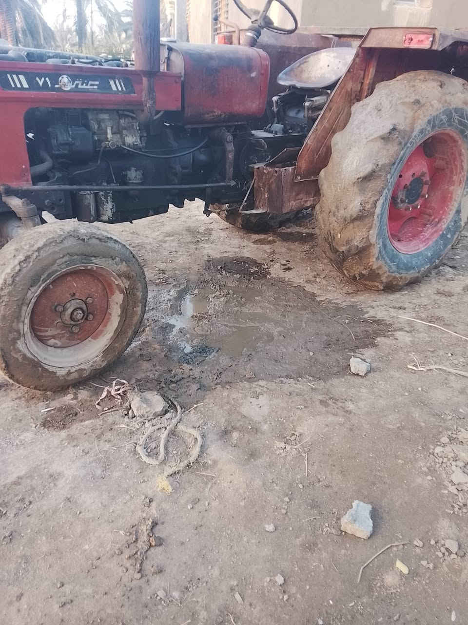 سلام عليكم مكينه عنتر موديل 88 لبيع سعره مليونين ونص بيه مجال قليل مكان بابل وراه فدان تايرات نص عمر محرك وكير مكفولات رقم تلفون ***********
