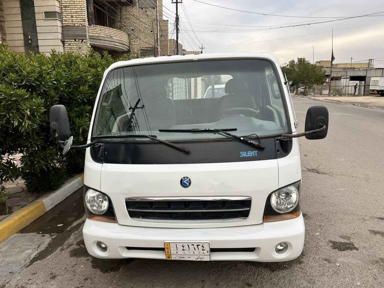 السلام عليكم للبيع كيا فونتيرا ام عيون مديل. 2001.  رقم  ديالى مشروع وطني تحويل مباشر   محرك 3000 مفتوح بلاد.  مكفوله من الضربه والكص.  فقط صبغ ملاحضات ممثره دوس وصفاحيات بدي.    قماره وضع الشركه شاصي كفاله محرك كير كسن. حداده. شواصي. كله جديد.        مكاني بغداد.  
السعر.  87. ورقه      اتصل وتدلل ***********.    🫶.
