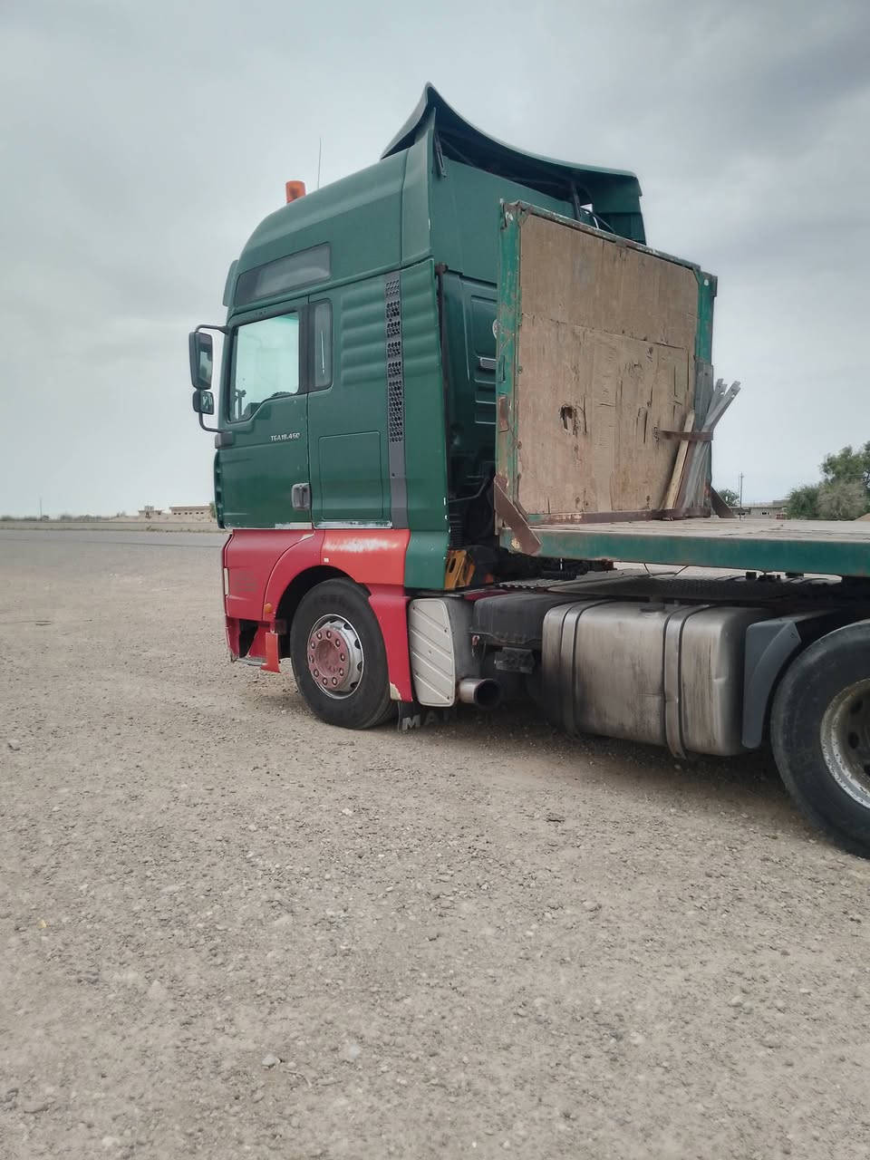 السلام عليكم مان للبيع راس وعربانه تخم تايه الراس وعربانه حجم ماكينه 460 ماكينه لا بخار ولا صرف سياره جاهزه للعمل وسنويه لل 27 تحويل ثاني يوم باسمك مكان كركوك رقم الهاتف/ *********** رجاء مو شراي لا ينتصر/سعر 210 مجال
