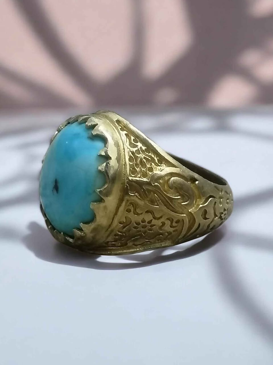 خاتم نحاس ثقيل متوج بحجر الفيروز النيشابوري الطبيعي قياس الخاتم 24 قابل للتصغير والتكبير بغداد, العراق


**إذا كنت صاحب هذا الإعلان وتريد حذفه لأي سبب، رجاءا أرسل رسالة إلى الدعم الفني**