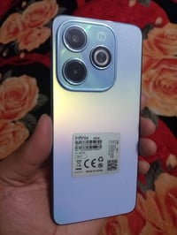 جهاز 40i ذاكرة 128 جديد سعره 100 مكاني بغداد الحسينيه 07705859245