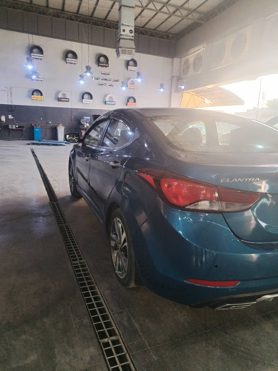 النترا  خليجي 2015 فول مواصفات
تحكم ستيرن
كروس سرعه
كير عاتي واوتو
فتحت سقف
لون مميز
تخم تاير جديد
ويل كروم رياضي
منضومت بانزين جديده
منضومت ماء جديده
السياره عليها ادامه كامله
الارضيه جلد
كهربائيات كلها شغاله
تحويل سياره مباشر 
مكان السياره البياع
***********  واتساب او اتصال
