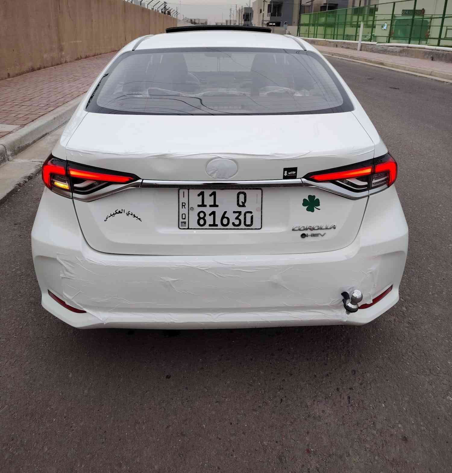 سلام عليكم 🙋
كورلا موديل { 2024 } محرك { 1800 } هايبرد 
ماشيه { 55 } الف السيارة 
فول مواصفات راح اذكر مواصفاتها للي ميعرفها :

⬜️ فتحه سقف طكتين 

⬜️ كشنات جلد اصلي اسود

💎الجام مغلفه حازل حراره   والداخل ايضا مغلف  بنايلون الحراري  

⬜️ هاند بريك بصمه 

⬜️ كامره خلفيه دواره 

⬜️ دخول ذكي + بصمه تشغيل 

⬜️ شاشات اصليه عدد { 2 } دجتال

⬜️ رادار امامي + مانع تصادم توقف ذاتي

⬜️ تبريد قطعتين 

⬜️ تحكم ستيرن جهتين

⬜️ لايتات دينامك تحكم يصعد وينزل 

⬜️ اشاير بل مري 

⬜️ اوتو هولد 

⬜️ بجم زنون فول { LED }

⬜️ بك لايتات { LED } 

⬜️ بصمات عدد 2 وياها

🌫️صبغ جاملغ خلفي اثر شخط عندي صور قبل الصبغ 
🌫️ البنيد مبدل اثر طخه بسيطه و بدلته والقديم ايضا موجود 
🌫️ وطخه بل حافه الصندوك بي بارد 
وهم موجوده صورت الطخه 

☀️ رقم بغداد الجديد 
☀️ بسمي هزه جديده 

العنوان 📍: بغداد 

📞هـ ***********

السعر : 133 وبيها مجال
