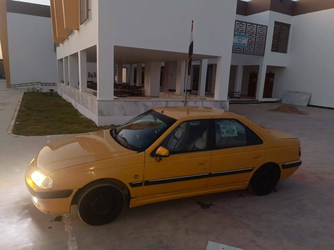 بيجو بارص 2012 جاهزه من كلشي سياره حلوه
كير مكينه حداده كله نضيف السياره خير من الله
***********
