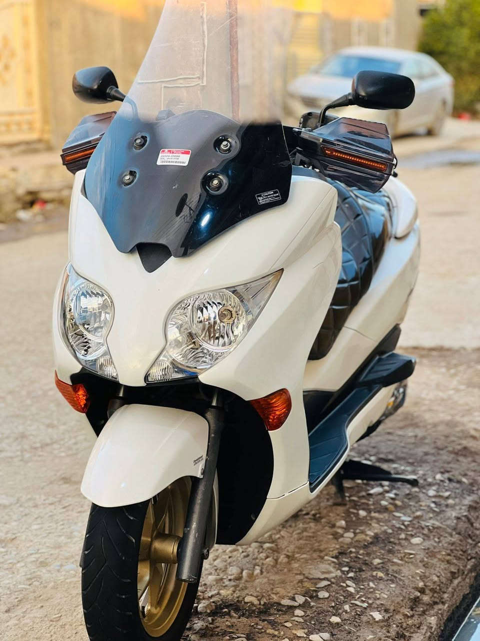 فورزه 010 لبيع
مكاني ناصريه قضاء الرفاعي
اكو فيديو لتوضيح شوفه قبل لا تنتصل
الشراي يتصل
***********
فول مواصفات واحد ع واحد
ماشيه 24
ويل ذهبي
اي بي اس مانع نزلاغ 
لايتات كرستال
تدفئه بليدات
جامه طويله 
تجوه ناصيه لبلاد
شاشه لمس بلاتوث
مسجل البلاد تحكمات بي وي سكليتر
7 كير 4 تحويلات
مكينه بيضه
قبق كلجات نيكل
مصدات ام لد
اسف ع اطاله
 تواصل نتصال
 او واتساب ***********
