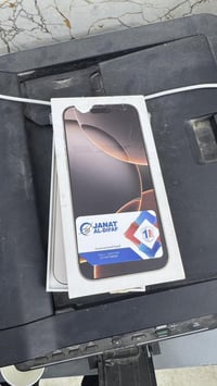 ايفون 16 برو ماكس مستخدم نظيف كلش ذاكره 512  كامل الملحقات  الجهاز مست...