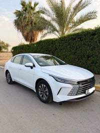 BYD دستروير 2025 للبيع او مراوس فئة اقل  مكفولة كفالة عامة من كلشي  ال...