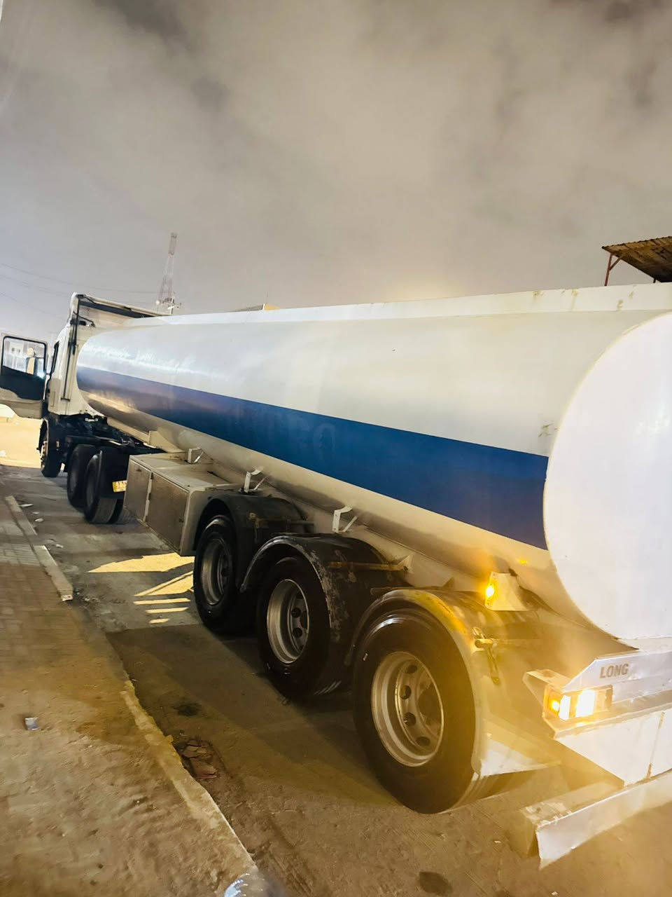 تانكي للبيع بي تحويرة تخم تاير مزوج جوبلس السعر 70ورقة وبي مجال الشراي يتصل على الارقام  ***********
***********

***********مكاني بصرة شراي اتصل
