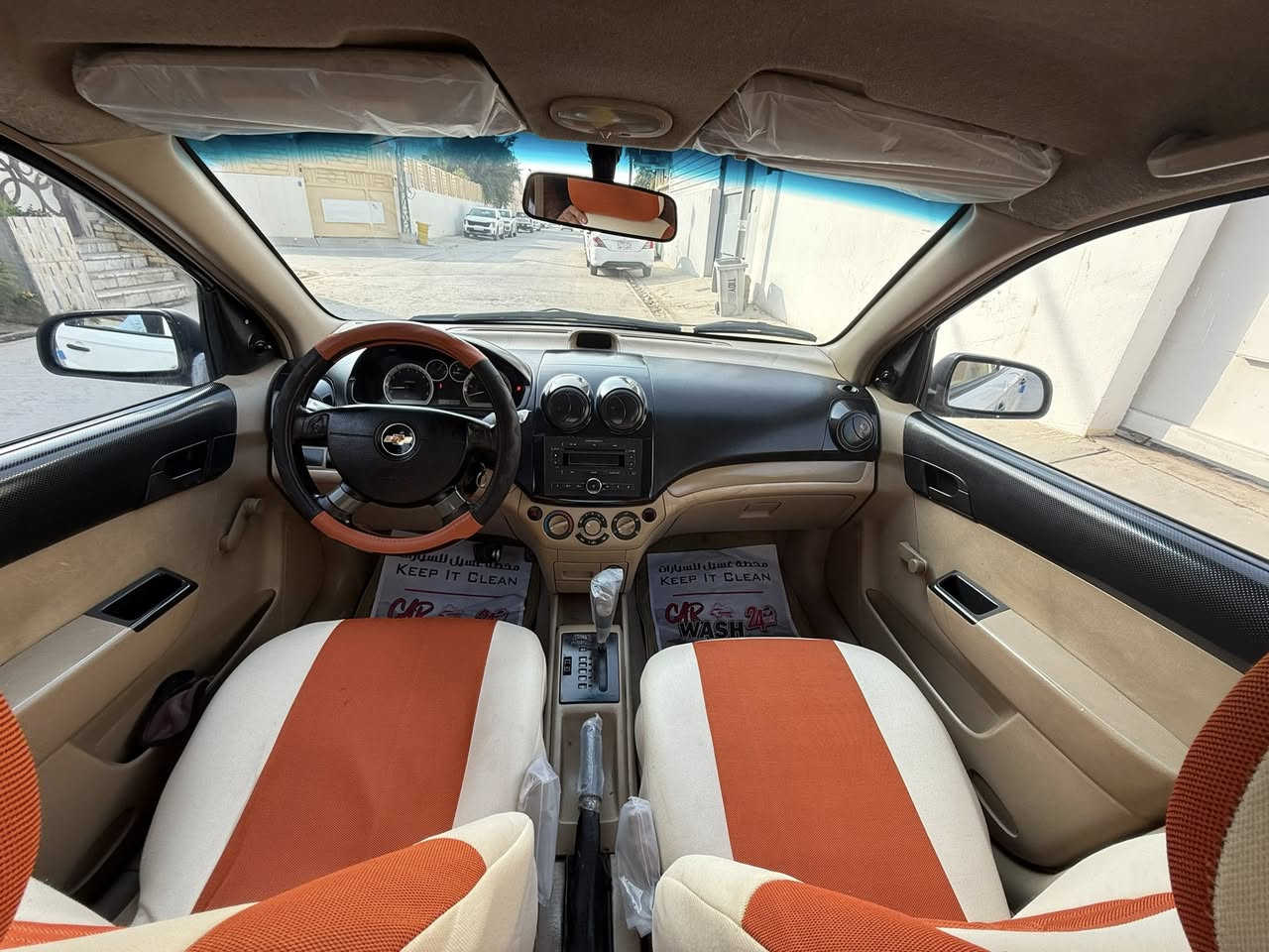 افيو مديل 2010 خليجي اوتماتيك. مكينه وكير وحداديه وتبريد مكفولات سياره مكفوله من للظربه بيه رشات بدون داخل 
السعر 53  الاستفسار *********** مكاني نجف مامتواجد ع فيس
