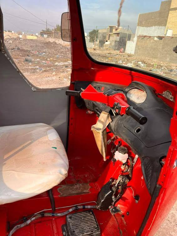 سلام عليكم
بباجو 21نضيفه بشكل اوراق كامله لا صبغ ولا تعمير ولا خياس 
محرك يخبل من ايدك لشارع متوكفك احله من صوره سعر2300 وبيه مجال
بغداد ابو غريب 
***********
