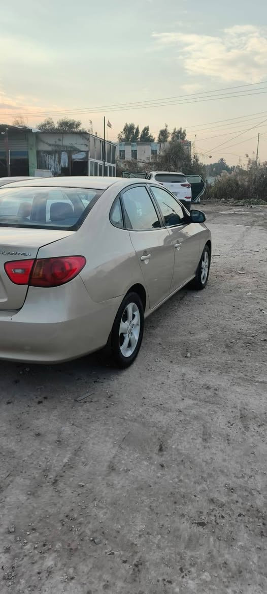 الانترا ٢٠١٠ خليجي فول مواصفات محرك ٢٠٠٠دوش مكفوله بيها مكانات بارد مكان بابل جبله السعر ١١٧ وبيها مجال ***********
