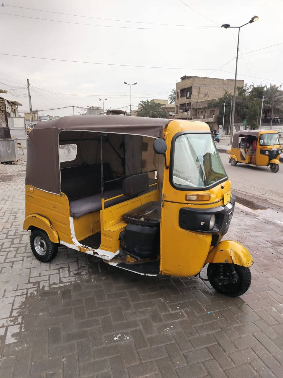 السلام عليكم تكتك مديل 2019 شهر 8مرقمة وجاهزة تحويل ثاني تكتك بلادية مكفولة من صبغ وضربة وبيها خياسات بدوسة مكاني مدينة الصدر قطاع 4 رقمي *********** بس واتساب
