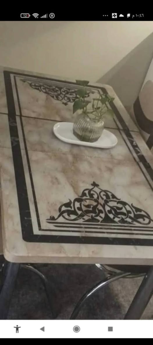 ميز بدون كراسي يتكبر ويصغر ب ٤٥
طبلات اربعة بس لصغيرة بيها فطر واضح بلصورة ٤٥
لوحات زوج ٢٥


**إذا كنت صاحب هذا الإعلان وتريد حذفه لأي سبب، رجاءا أرسل رسالة إلى الدعم الفني**