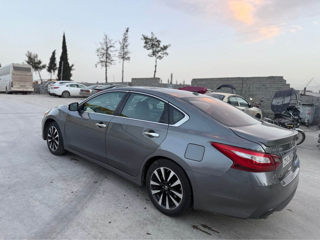 ئةلتيما ٢٠١٨ 
تةنها ٦٠ هةزار روشتووة 
جوار باجة بوياخ بئ ناو 
گيرو مكينة بةشةرت 
مواسةفا sel فول 
0770 152 5035 السليمانية, العراق
