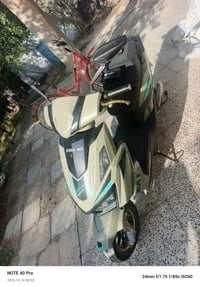 دراجه سكنس للبيع نضيفه بطارياته 6 نظام ار فقط بطارياته 2 ضعيفات لباقي ...
