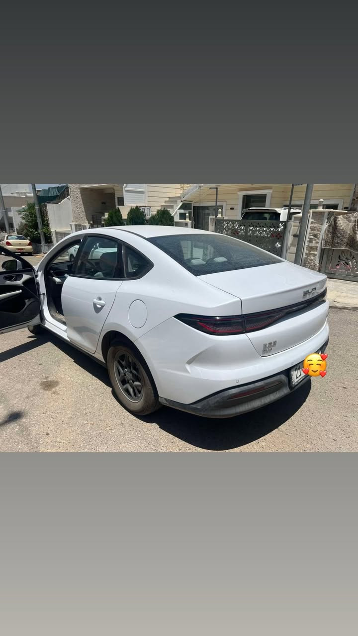 بی وای دی 2025 BYD seal
هیجی بیوە نیە رەقەم سلیمانی
وەکو سفر وایە
تەنها8هەزار رۆشتوە
ناو سپەیە
بە ناو خۆمانەوەیە
135گەلا قوفلی 
شوین سلیمانی
***********
