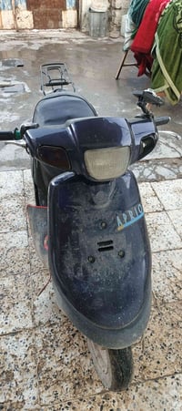 دراجه بطه البيع شغاله ما بيه شي بريك بل مكان السعر ١٢٥وبي مجال المكان ...