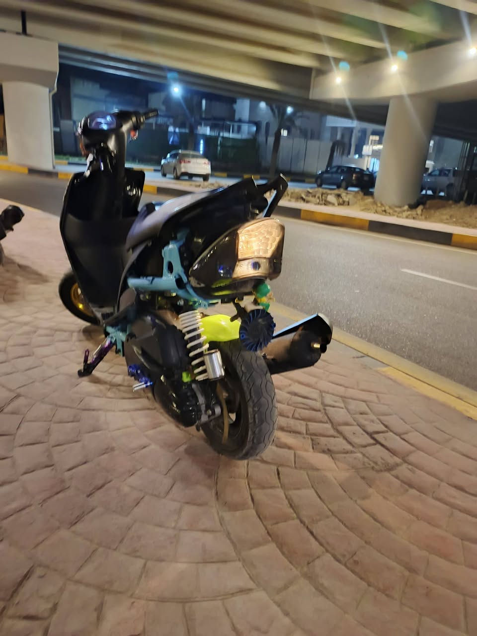 السلام عليكم دراجه ماكس عدله مال لعب تعمير جديد كله جديد صبغ حراري مكينه رمبه شيال رياضي بجم ٤ ولفات شوته ٤ ولفات قبق هندر رياضي دبل ستان هندر وشلعه ومعدل احلى من الصور مكاني بغداد ساحه اللقاء *********** اتصل علرقم مكلف بل نشر
