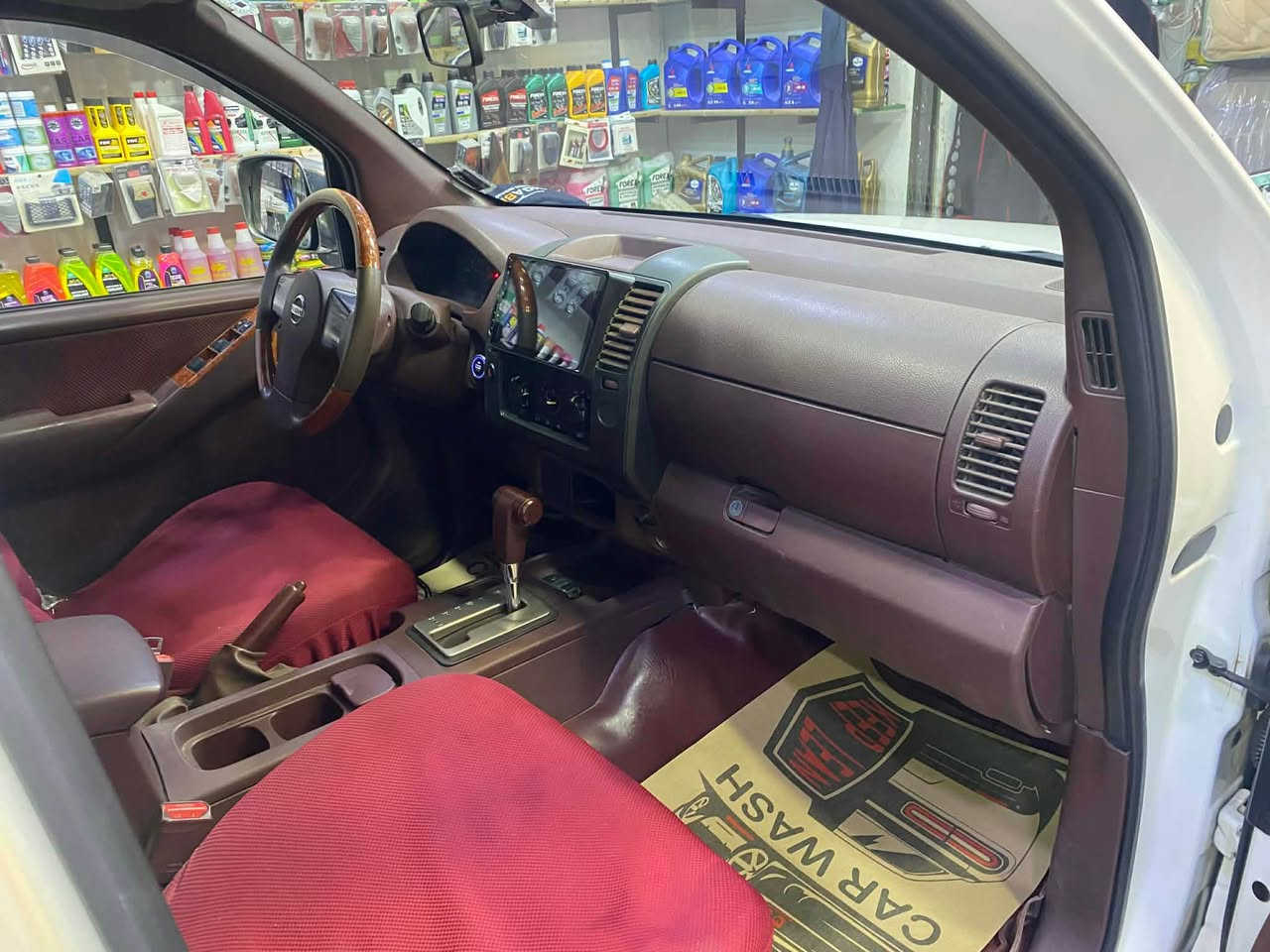 موديل 14 
كير اوتوماتيك جام اوتو ماتيك رقم وسنويه وهسه جديده تخم تاير جديد صدر جديد سياره حلوه ونظيفه ومناقصهه اي شي كير ومحرك وتبريد كلهن جاهزات
محرك مفتوح 
ماشيه١٧٠ الف كيلو 
السعر 108$
*********** 
مكان سياره نفق الشرطه بغداد, العراق
