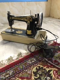 مكينة خياطة استخدام قليل السعر 30 للتواصل خاص او على الرقم 07854779396