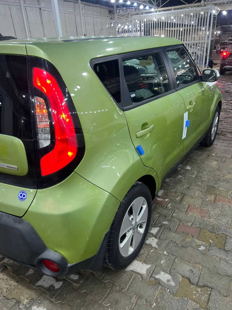 السلام عليكم
البيع صول 2015

وارد امريكي كلين كفاله

محرك 2000 ماشيا83

السياره جديده وجاهزه مكاني النجف السعر114 بيع فقط ***********
