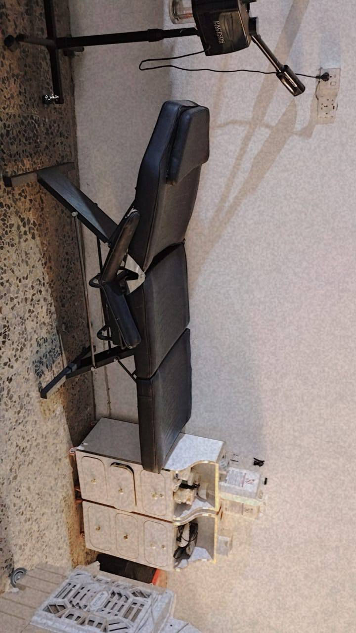 غراض مركز صالون جاهزه للبيع
يصلح مركز حلاقه ووشام ،/مكتبه رسبشن مع كرسي+4كراسي +4ميوزه مرايه مع ملحقات +سديه تخت وجهاز تنضيف بشره +تخم كروتات جلد تسكام+موز تاتو +ميز بدكير ومنكير +غير الي مظاكرهن موجودات بصور ابيع الكل وبسعر مناسبع مستعجل عله بيعهن فقط  اتصال ***********
